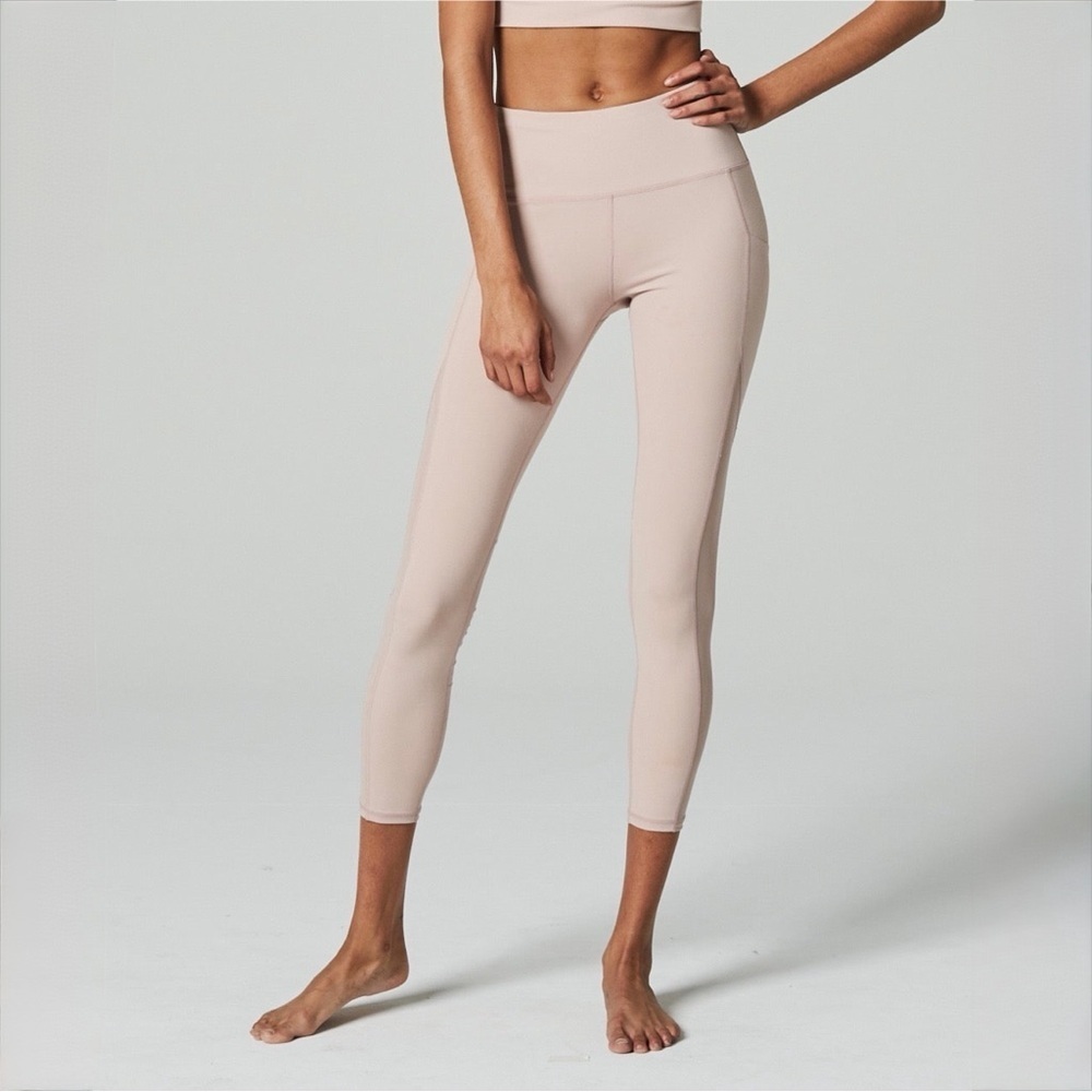 TNA Aritzia High Rise Leggings Blush Pink XXS Cropped Yoga Gym